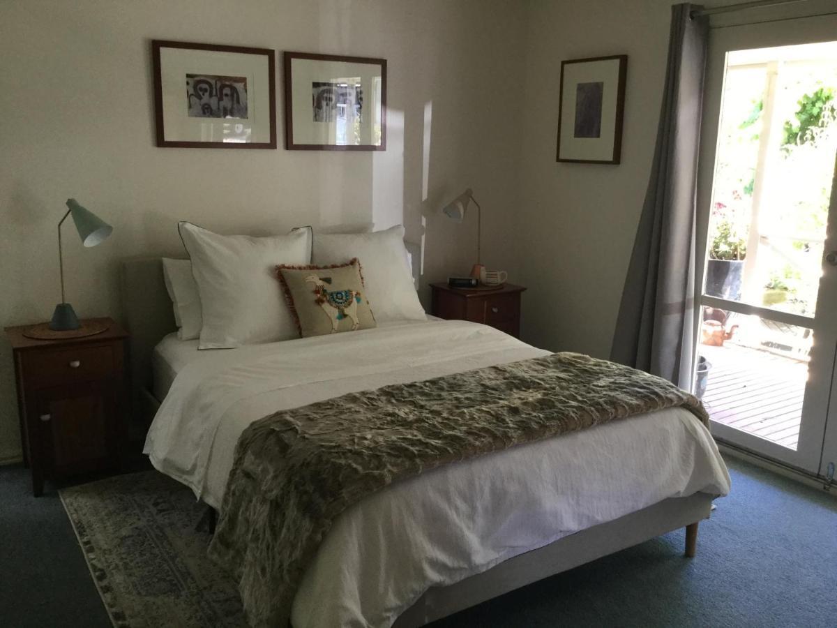 Bed and Breakfast Olivi Yanakie Exterior foto