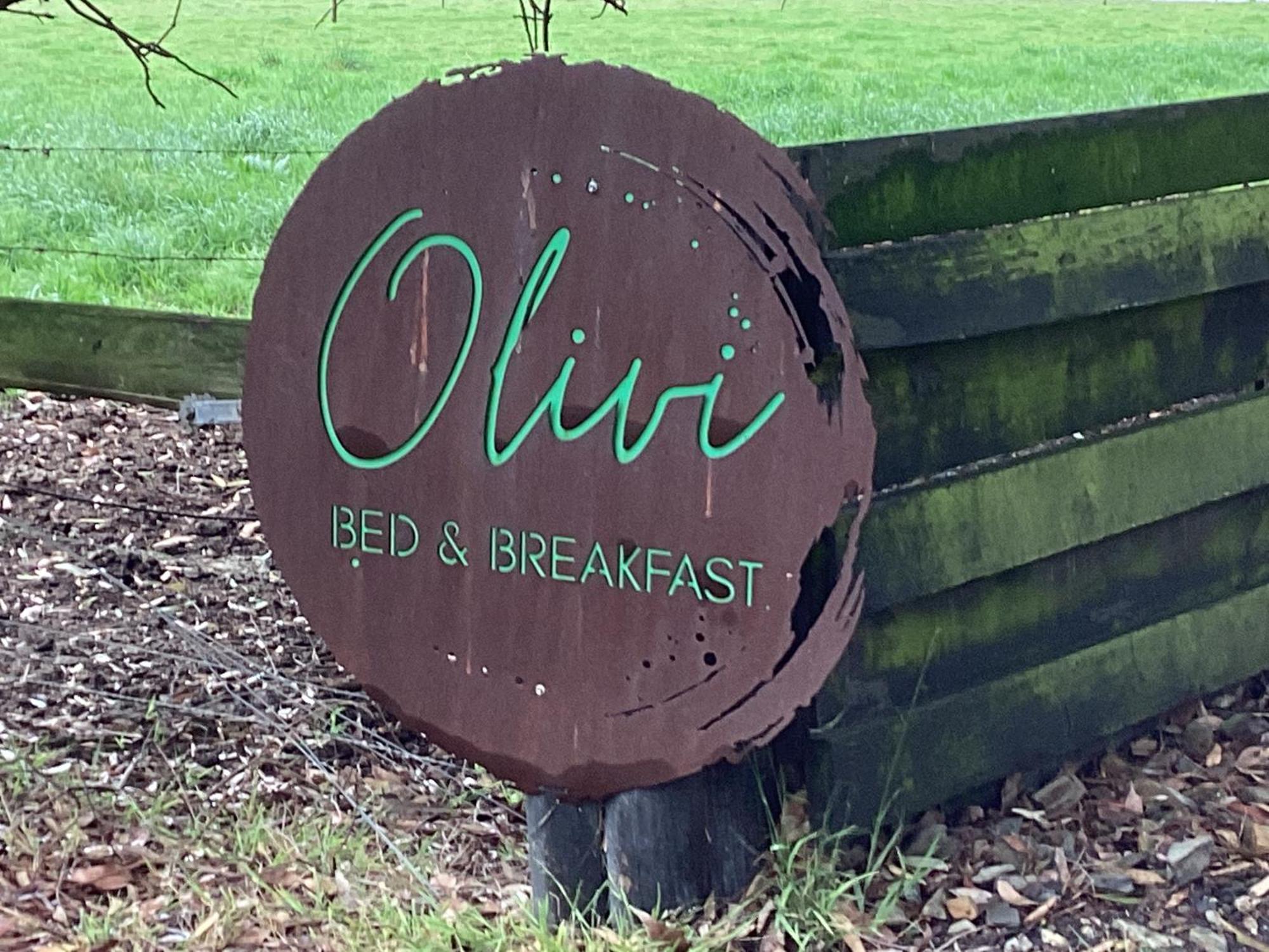 Bed and Breakfast Olivi Yanakie Exterior foto